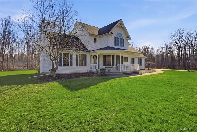 2665 Lakeview Road, Hamburg, NY 14085