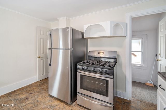 170 Kingsboro Avenue, Gloversville, NY 12078
