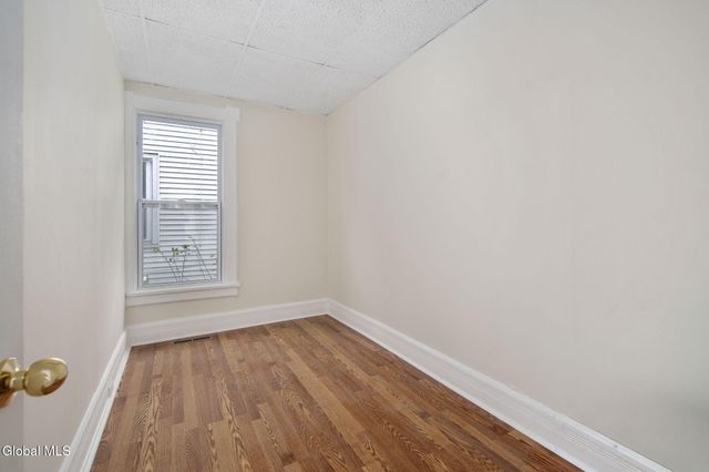 170 Kingsboro Avenue, Gloversville, NY 12078