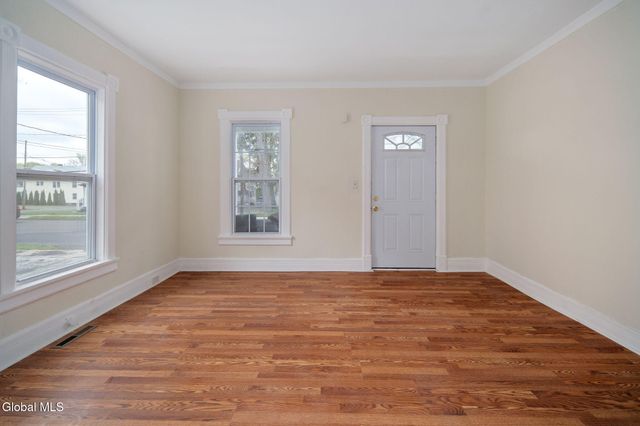170 Kingsboro Avenue, Gloversville, NY 12078