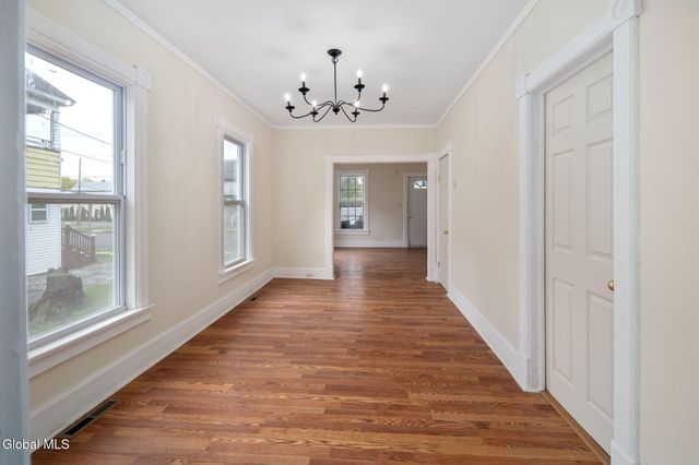 170 Kingsboro Avenue, Gloversville, NY 12078