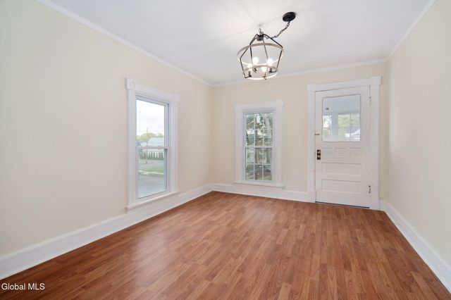 170 Kingsboro Avenue, Gloversville, NY 12078