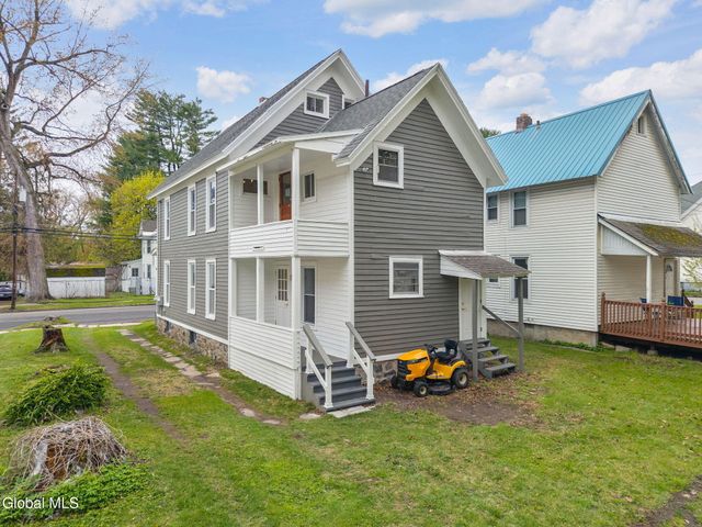 170 Kingsboro Avenue, Gloversville, NY 12078