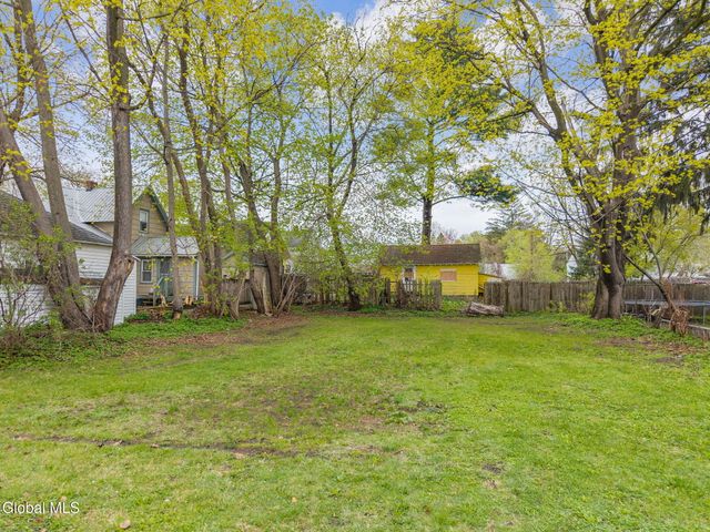 170 Kingsboro Avenue, Gloversville, NY 12078