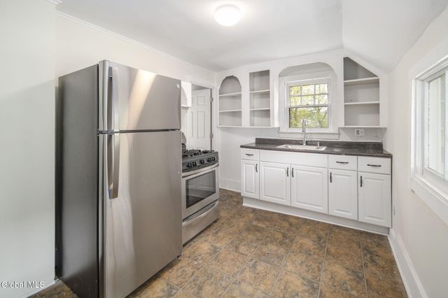 170 Kingsboro Avenue, Gloversville, NY 12078