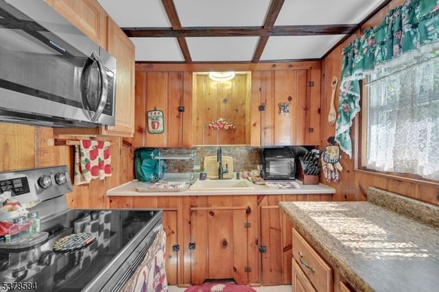 134 Birch Rd, Vernon Twp., NJ 07422