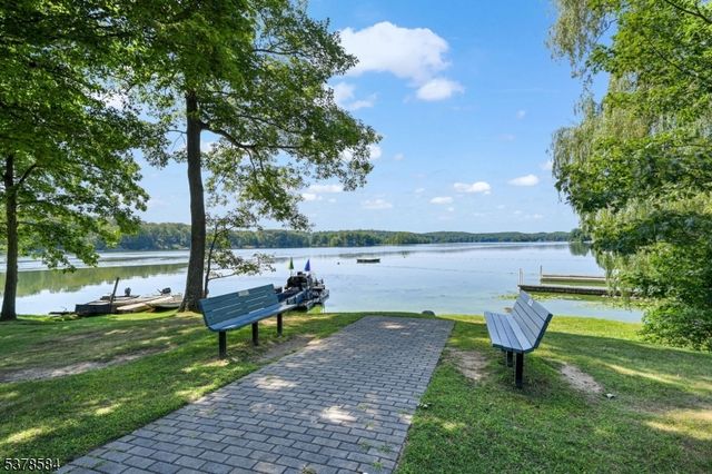 134 Birch Rd, Vernon Twp., NJ 07422