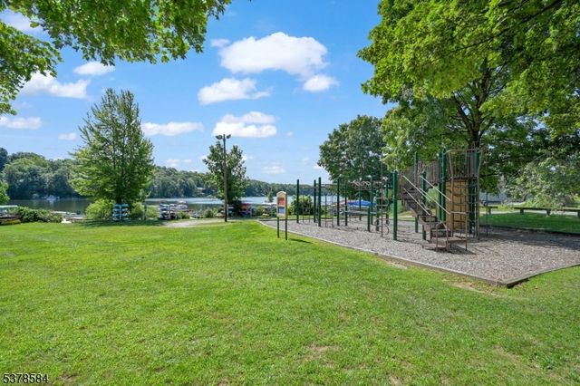 134 Birch Rd, Vernon Twp., NJ 07422