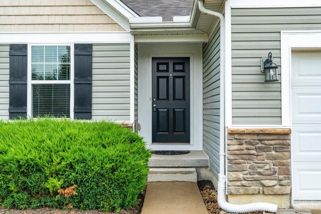 1038 Golden Oak Drive, Hamilton, OH 45013