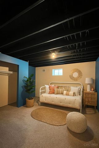 1038 Golden Oak Drive, Hamilton, OH 45013