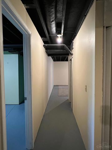 1038 Golden Oak Drive, Hamilton, OH 45013