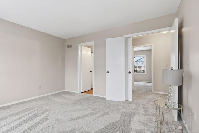 31610 Green Meadow Lane, Warren, MI 48093