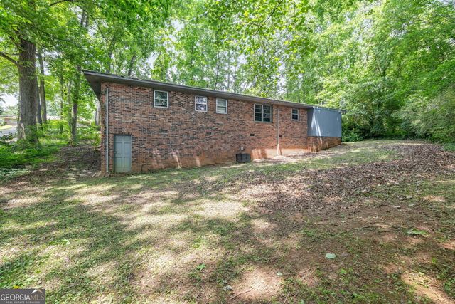 136 Briarwood Drive, Toccoa, GA 30577
