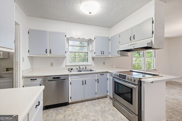 136 Briarwood Drive, Toccoa, GA 30577