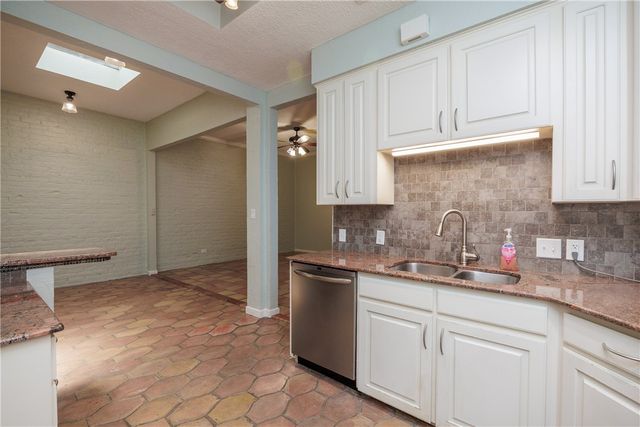 3535 Santa Fe St 10, Corpus Christi, TX 78411