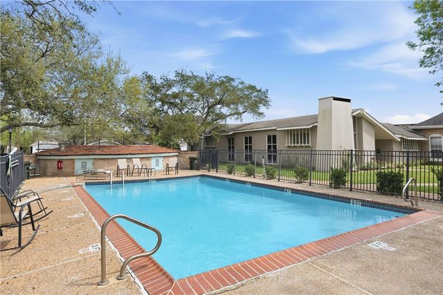 3535 Santa Fe St 10, Corpus Christi, TX 78411