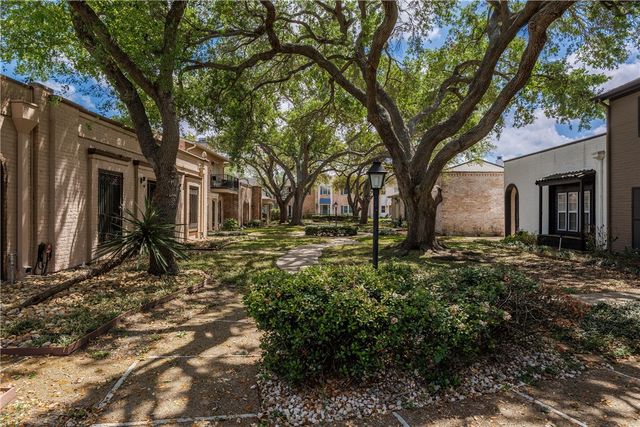 3535 Santa Fe St 10, Corpus Christi, TX 78411