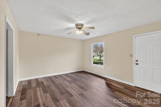 1713 Ranchwood Drive, Charlotte, NC 28217