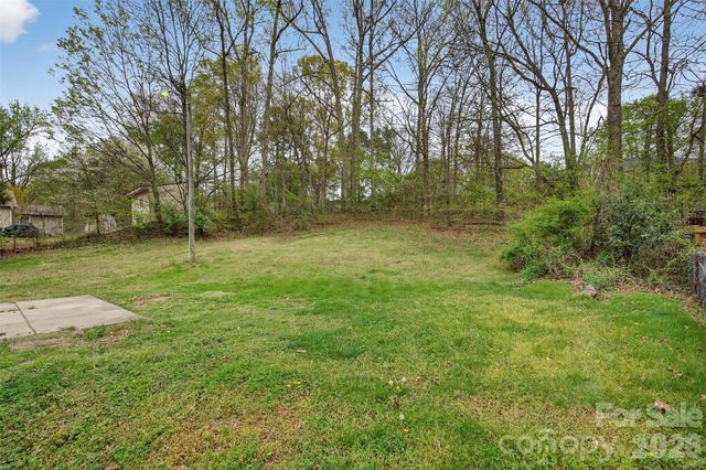 1713 Ranchwood Drive, Charlotte, NC 28217