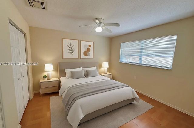 6035 SW 39th Street 1, Miramar, FL 33023