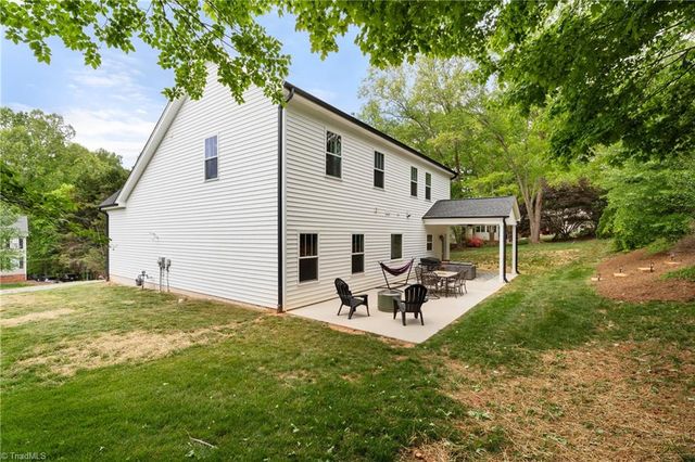 1205 Meadowgate Lane, Lewisville, NC 27023