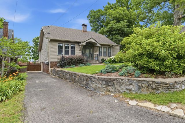 1912 Ashwood Ave, Nashville, TN 37212