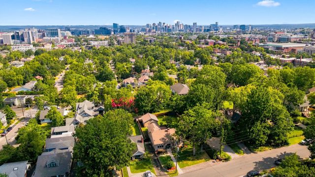 1912 Ashwood Ave, Nashville, TN 37212