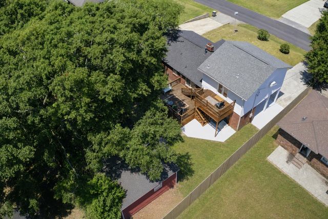 1235 Fort Drive, Hanahan, SC 29410
