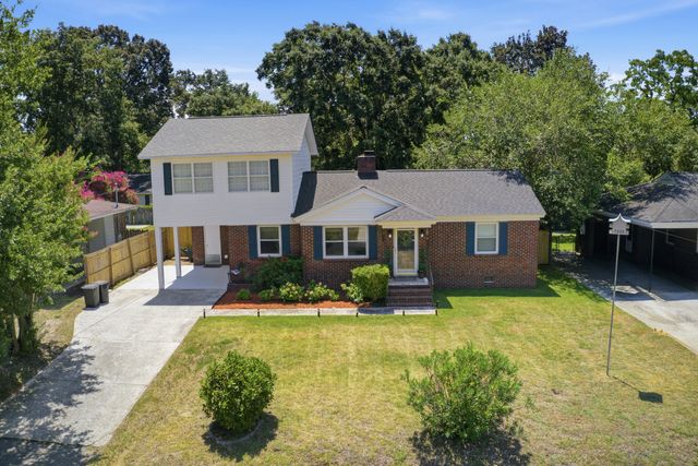 1235 Fort Drive, Hanahan, SC 29410