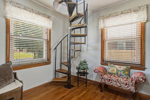 1235 Fort Drive, Hanahan, SC 29410