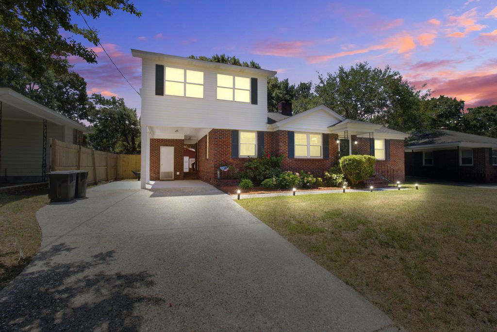 1235 Fort Drive, Hanahan, SC 29410