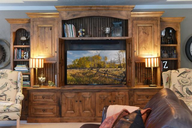 6880 Lotus Trail, Chanhassen, MN 55317