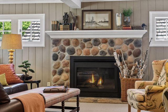 6880 Lotus Trail, Chanhassen, MN 55317