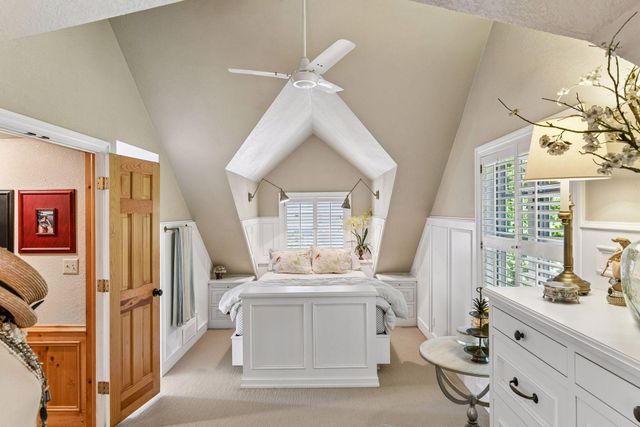 6880 Lotus Trail, Chanhassen, MN 55317