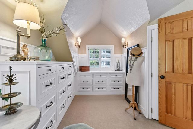 6880 Lotus Trail, Chanhassen, MN 55317