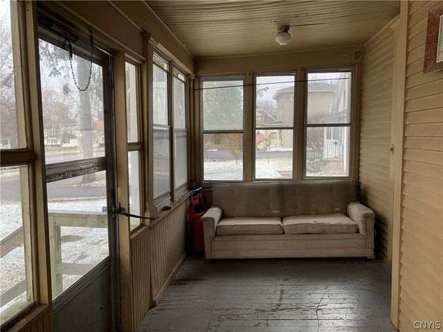 811 Oswego St, Salina, NY 13088