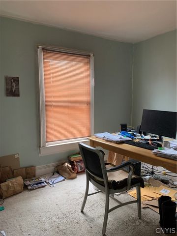 811 Oswego St, Salina, NY 13088