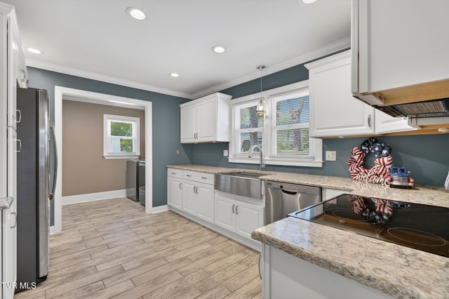720 Bluff City Highway, Bristol, TN 37620