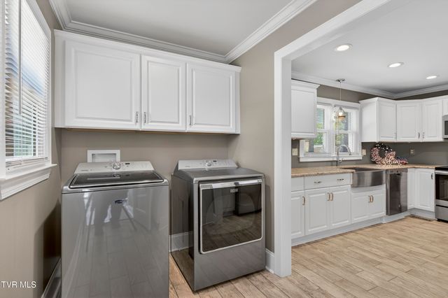 720 Bluff City Highway, Bristol, TN 37620