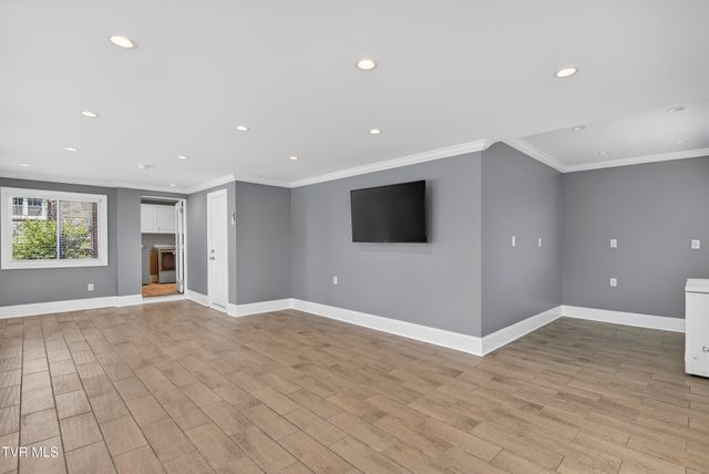 720 Bluff City Highway, Bristol, TN 37620
