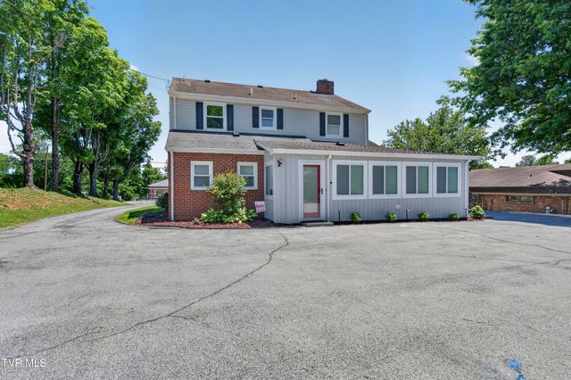 720 Bluff City Highway, Bristol, TN 37620