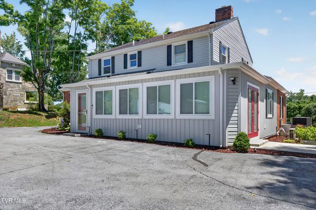 720 Bluff City Highway, Bristol, TN 37620