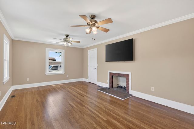 720 Bluff City Highway, Bristol, TN 37620