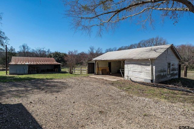 17026 CR 132, Flint, TX 75762
