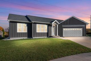 865 MUSTANG LANE, Fond Du Lac, WI 54935