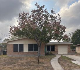 4621 Calvin Dr, Corpus Christi, TX 78411