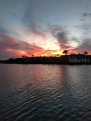 531 BOCA CIEGA POINT BOULEVARD S 531, St Petersburg, FL 33708