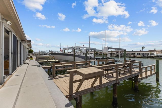 531 BOCA CIEGA POINT BOULEVARD S 531, St Petersburg, FL 33708