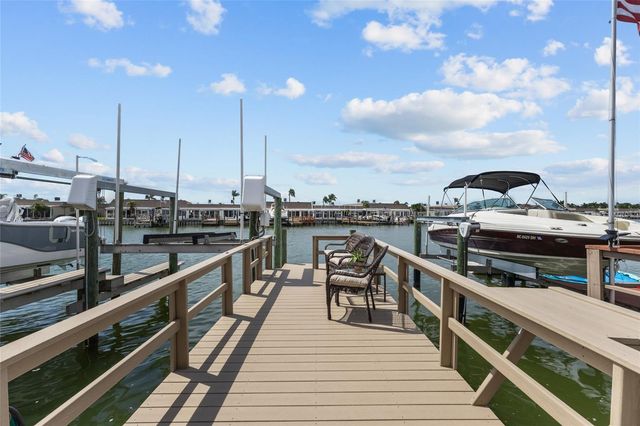 531 BOCA CIEGA POINT BOULEVARD S 531, St Petersburg, FL 33708