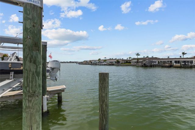 531 BOCA CIEGA POINT BOULEVARD S 531, St Petersburg, FL 33708
